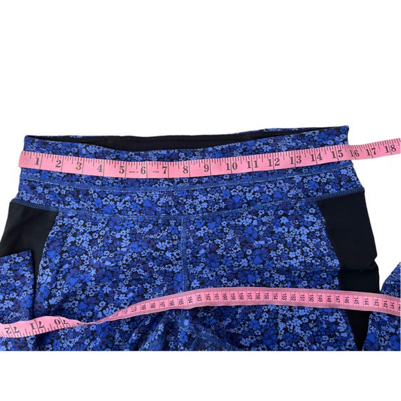 Athleta Floral Prints Blue Purple Crop Athleisure Leggings Ruched Sides size L - Picture 13 of 14
